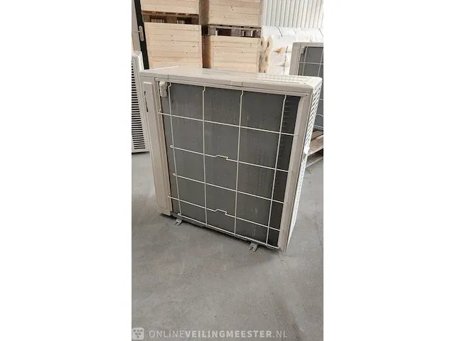 Air to water heat pump mitsubishi, suz-swm40va, bouwjaar 2022 - afbeelding 3 van  5
