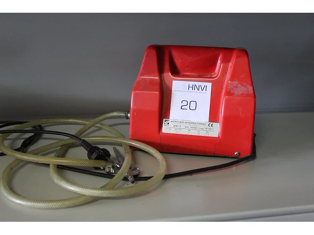 Airbrushmachine baby s. bouwjaar 1997 - afbeelding 1 van  1
