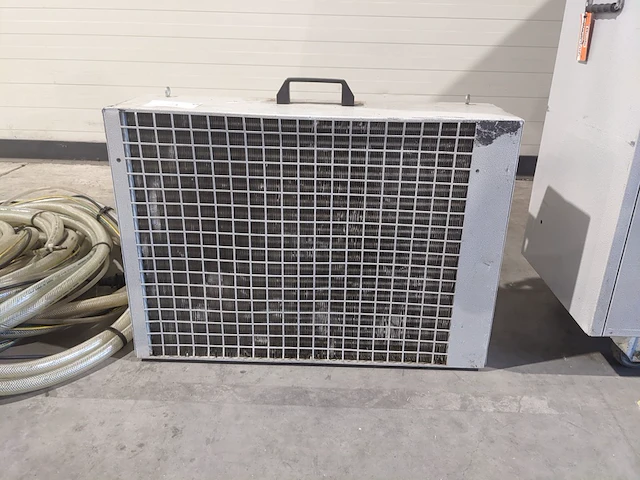 Airconditioning 7kw 230v - fral, facsw22, bouwjaar 2014, watergekoeld met buitenunit - afbeelding 4 van  18