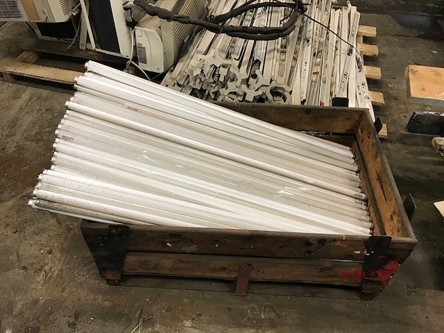 Airconditioning en lampen - afbeelding 2 van  5