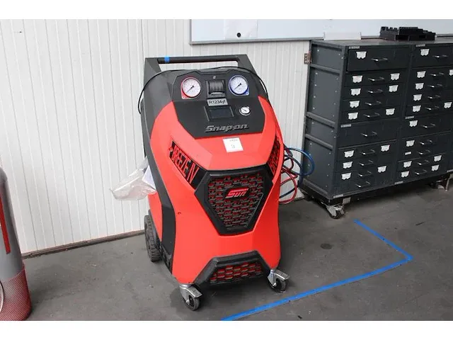 Aircoservicestation snap-on type breeze 4. bouwjaar 2020. - afbeelding 1 van  4