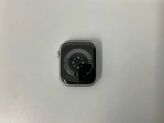 Airpods pro 1, with charging case + airpods pro 2, with charging case + apple watch 8 45mm gps fmi (6x) - afbeelding 2 van  3