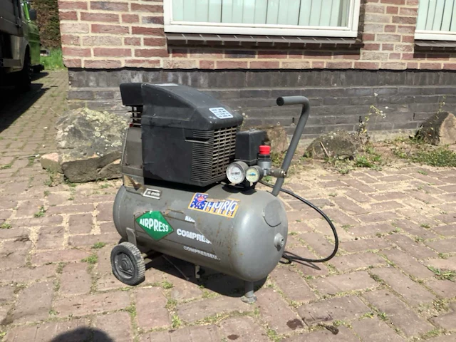 Airpress he215/25 hogedrukcompressor - afbeelding 1 van  4