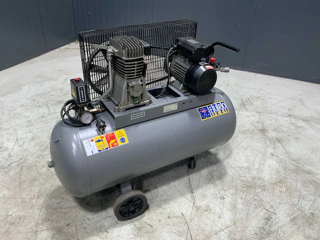 Airpress hl 310/100 luchtcompressor - afbeelding 3 van  5