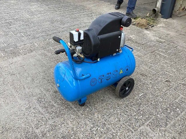 Airpress hl 325-50 zuigercompressor - afbeelding 1 van  7