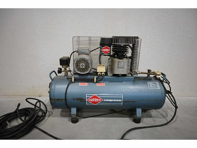 Airpress k100-300 luchtcompressor - afbeelding 1 van  4