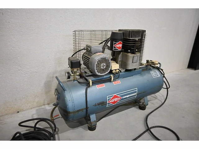 Airpress k100-300 luchtcompressor - afbeelding 2 van  4