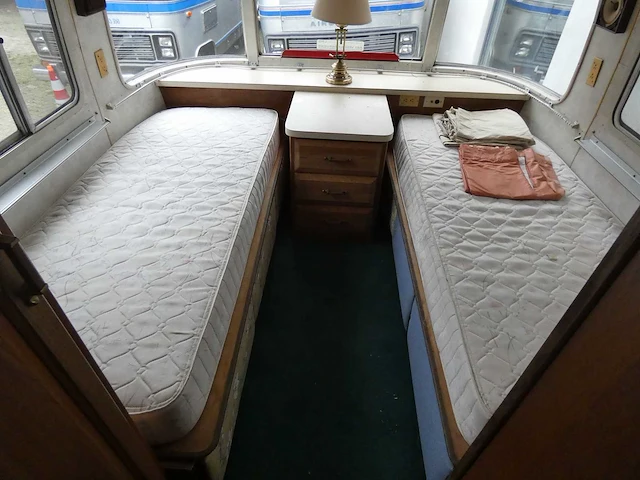 Airstream - 325 - campervan - afbeelding 8 van  57