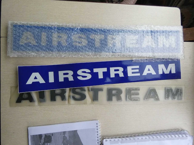 Airstream - 325 - campervan - afbeelding 16 van  57
