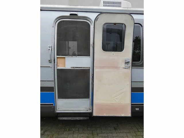 Airstream - 325 - campervan - afbeelding 37 van  57