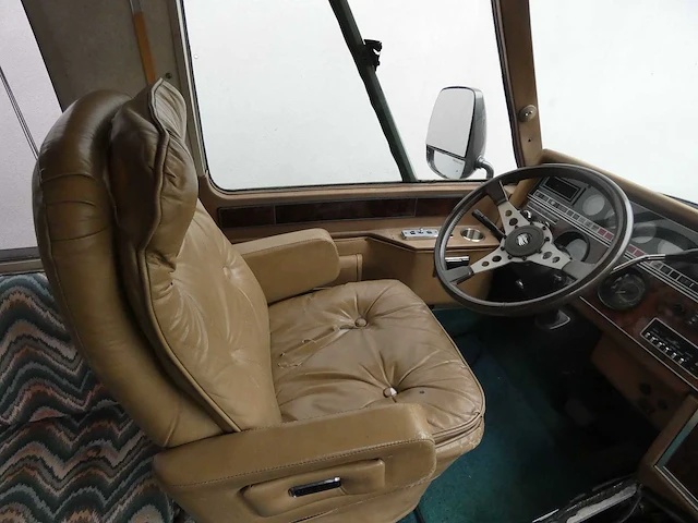 Airstream - 325 - campervan - afbeelding 42 van  57