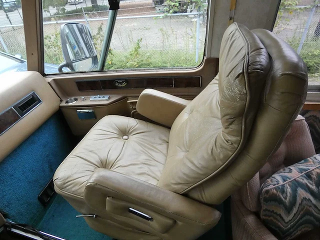 Airstream - 325 - campervan - afbeelding 43 van  57