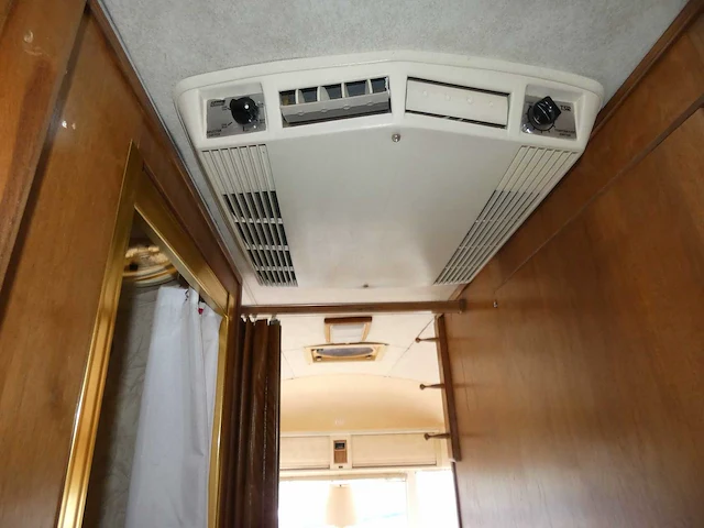 Airstream - 325 - campervan - afbeelding 47 van  57