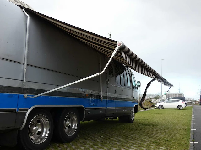 Airstream - 325 - campervan - afbeelding 52 van  57
