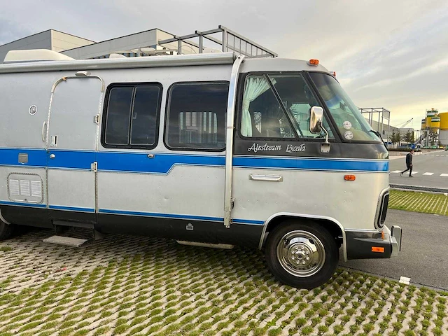 Airstream - excella - camper - afbeelding 5 van  43