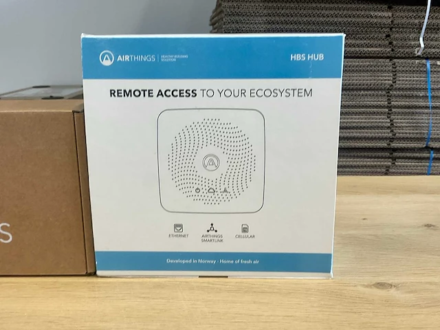 Airthings - luchtkwaliteitsmeter set (space co2 mini 300x / space hub 72x) - afbeelding 6 van  9