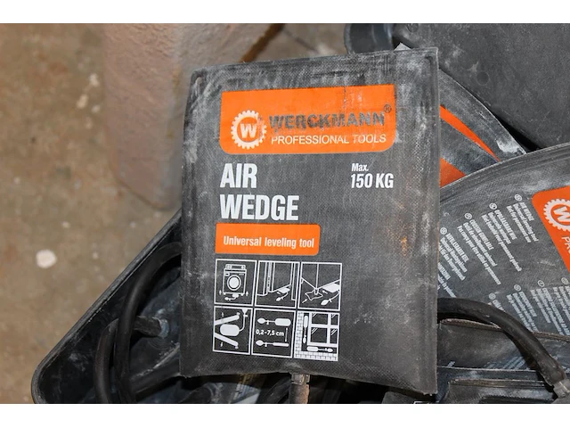 Airwedges werckmann, ruim 20 stuks in krat - afbeelding 2 van  2