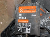 Airwedges werckmann, ruim 20 stuks in krat - afbeelding 2 van  2