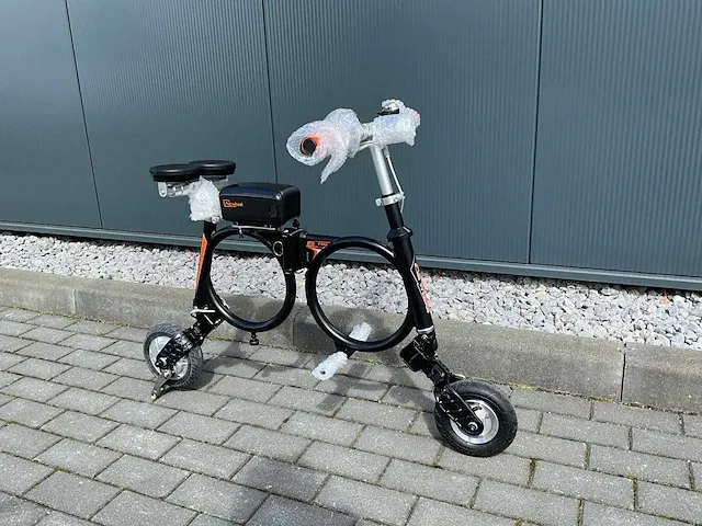 Airwheel backpack elektrische mini e-scooter - afbeelding 8 van  13