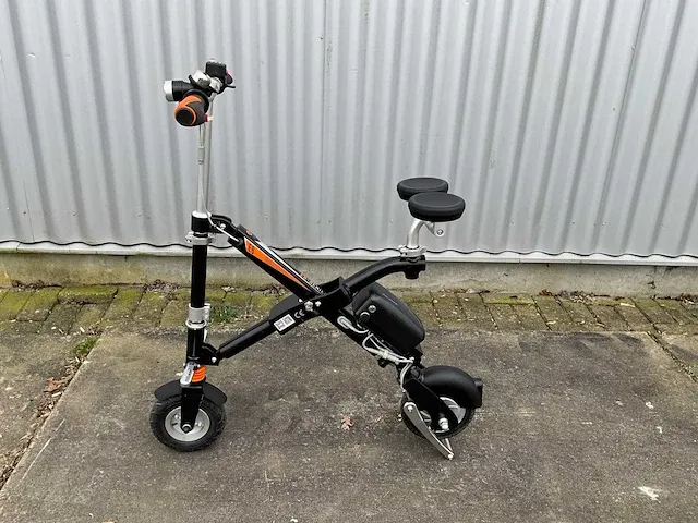 Airwheel e6 opvouwbare elektrische fiets - afbeelding 1 van  9