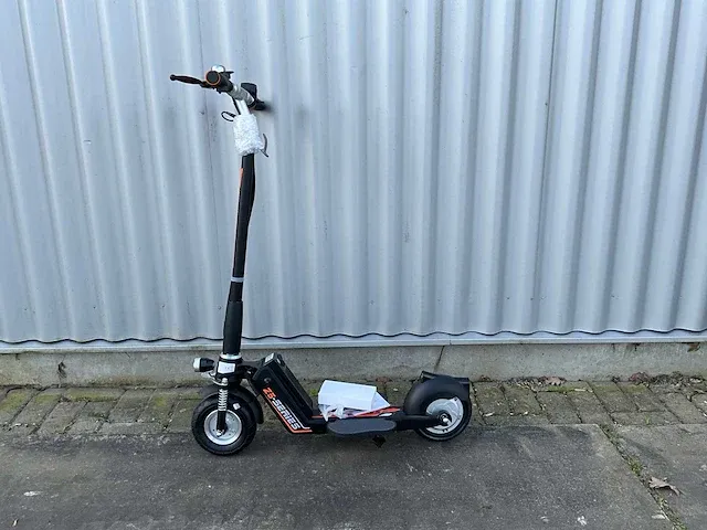 Airwheel z5 urban e-scooter - afbeelding 11 van  13