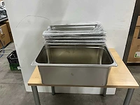 Aisi 1/1 gn bakken (5x) - afbeelding 1 van  6