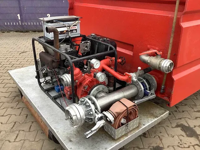 Ajaxziegler watertank haakarm bak/brandweermateriaal 6000 liter - afbeelding 10 van  16