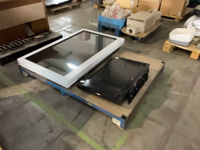 Akai televisie en beeldscherm - afbeelding 1 van  5