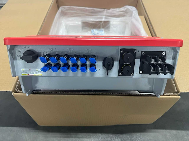 Akcome - set van 108 zonnepanelen (430 wp) - goodwe 36k omvormer - afbeelding 8 van  10