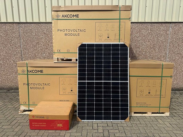 Akcome - set van 108 zonnepanelen (430 wp) - goodwe 36k omvormer - afbeelding 1 van  10