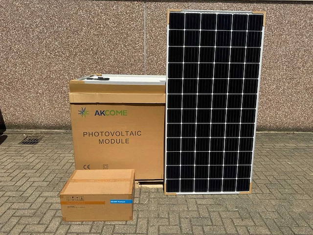 Akcome - set van 30 zonnepanelen (380 wp) met 10 kw omvormer - afbeelding 1 van  8