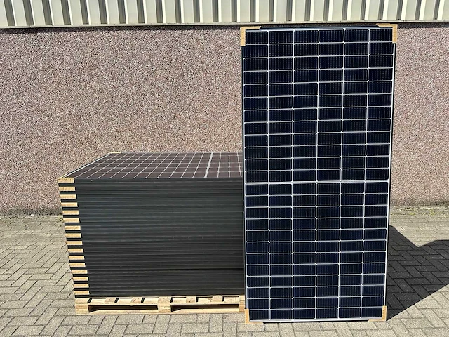 Akcome - set van 33 zonnepanelen (455 wp) met sungrow 15.0k omvormer - afbeelding 2 van  11