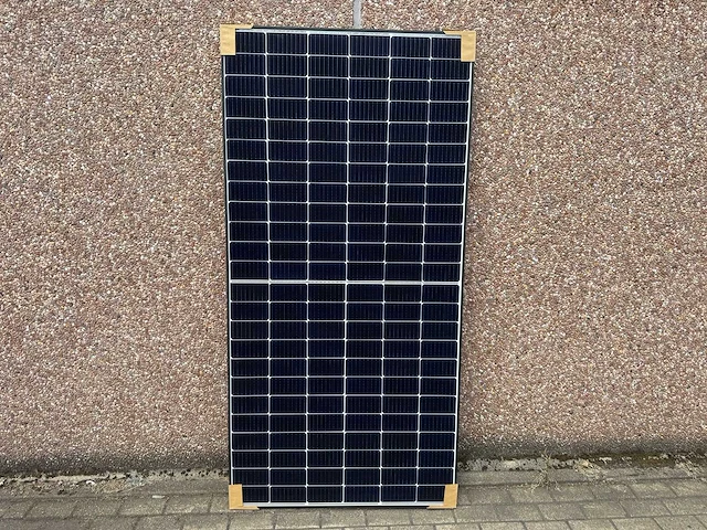 Akcome - set van 33 zonnepanelen met 12 kw omvormer - afbeelding 2 van  9