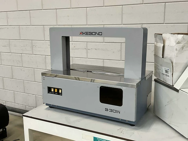 Akebono b-301n banderolleermachine - afbeelding 1 van  6