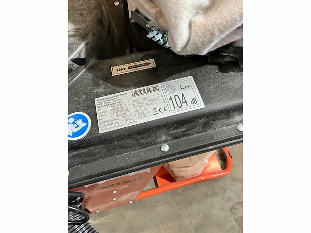 Akita - abs 2000 stofafzuiging - afbeelding 3 van  3
