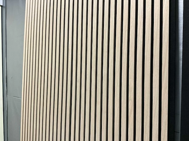 Akoestisch wandpaneel - 2800x600mm - licht eiken (12x) - afbeelding 5 van  7