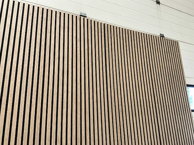 Akoestisch wandpaneel - grijs eiken - 2800x600x21mm (8x) - afbeelding 3 van  7