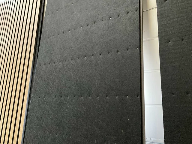 Akoestisch wandpaneel - grijs eiken - 2800x600x21mm (8x) - afbeelding 6 van  7