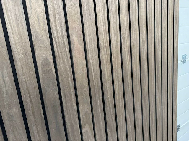 Akoestisch wandpaneel black walnut (24x) - afbeelding 5 van  17