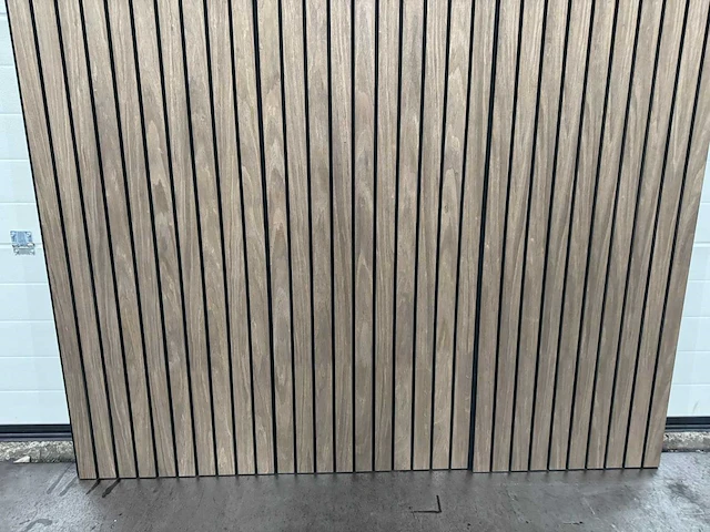 Akoestisch wandpaneel black walnut (24x) - afbeelding 13 van  17