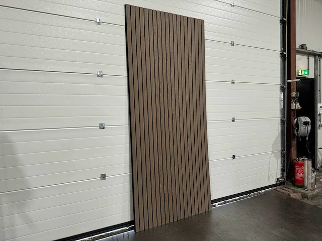 Akoestisch wandpaneel walnut (5x) - afbeelding 8 van  16
