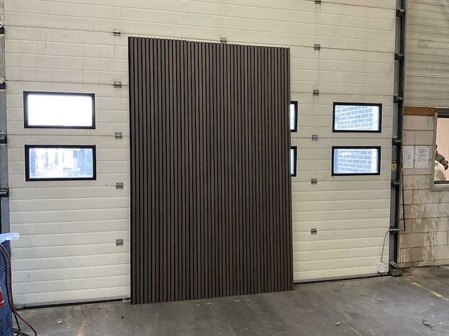 Akoestische wandpaneel - 2600x600x21mm - gerookt walnoot (20x) - afbeelding 5 van  5