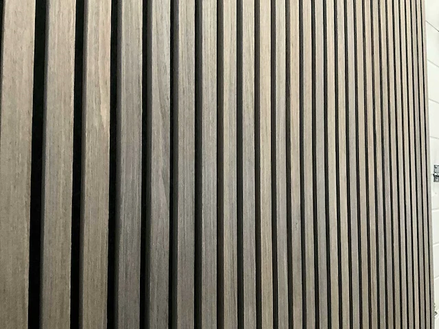 Akoestische wandpanelen - 2800x600mm - gerookt walnoot (12x) - afbeelding 4 van  5