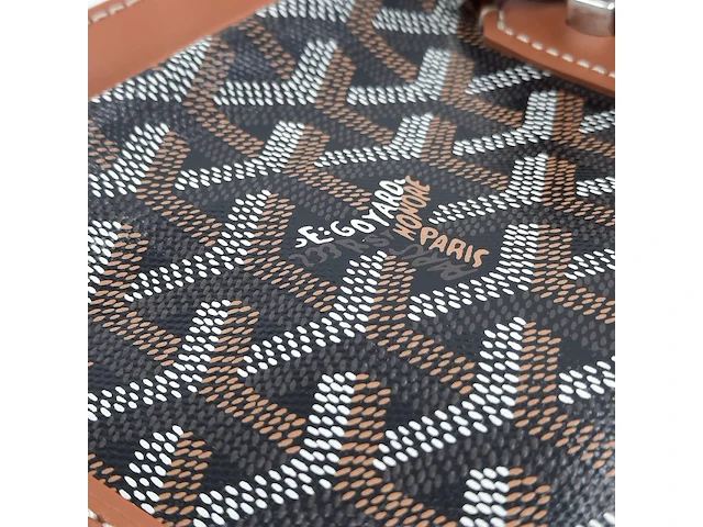 Aktetas, goyard, ambassade - afbeelding 11 van  11