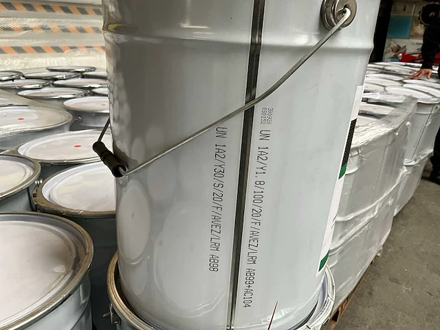 Akwacor primer industriële verf (2x) - afbeelding 6 van  9