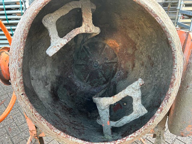 Al-ko 1401 betonmolen - afbeelding 4 van  7