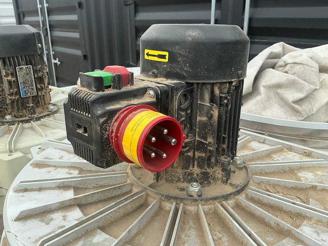 Al-ko mobil 140 filterafzuiginstallatie (2x) - afbeelding 10 van  10