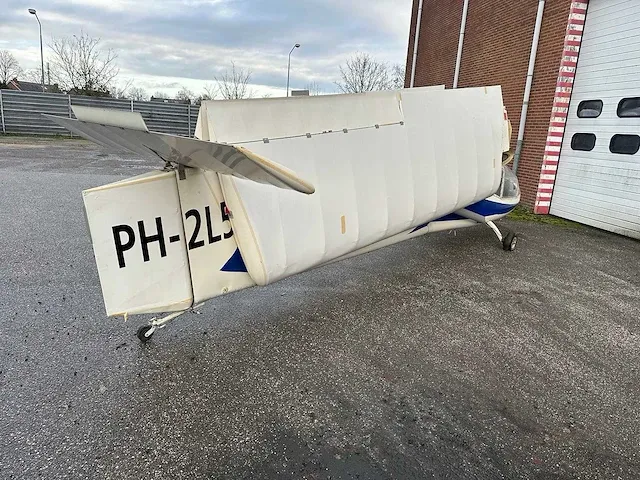 Albatros ae 209 ultra light propellor vliegtuig met rotax 582 bombardier v.v maatwerk trailer - afbeelding 9 van  27