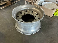 Alcoa vrachtwagen velg - afbeelding 3 van  5
