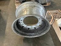 Alcoa vrachtwagen velg - afbeelding 5 van  5